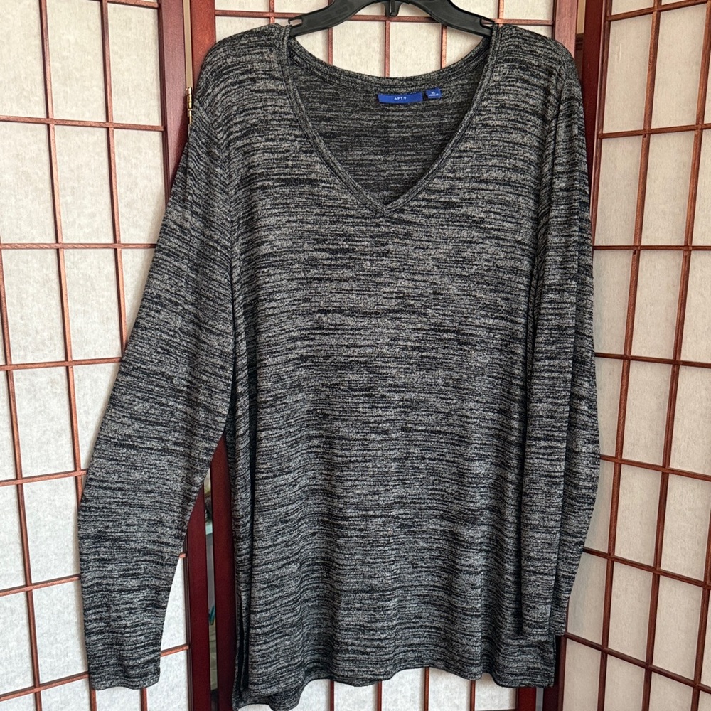 Apt. 9 Tunic Sweater Size XL